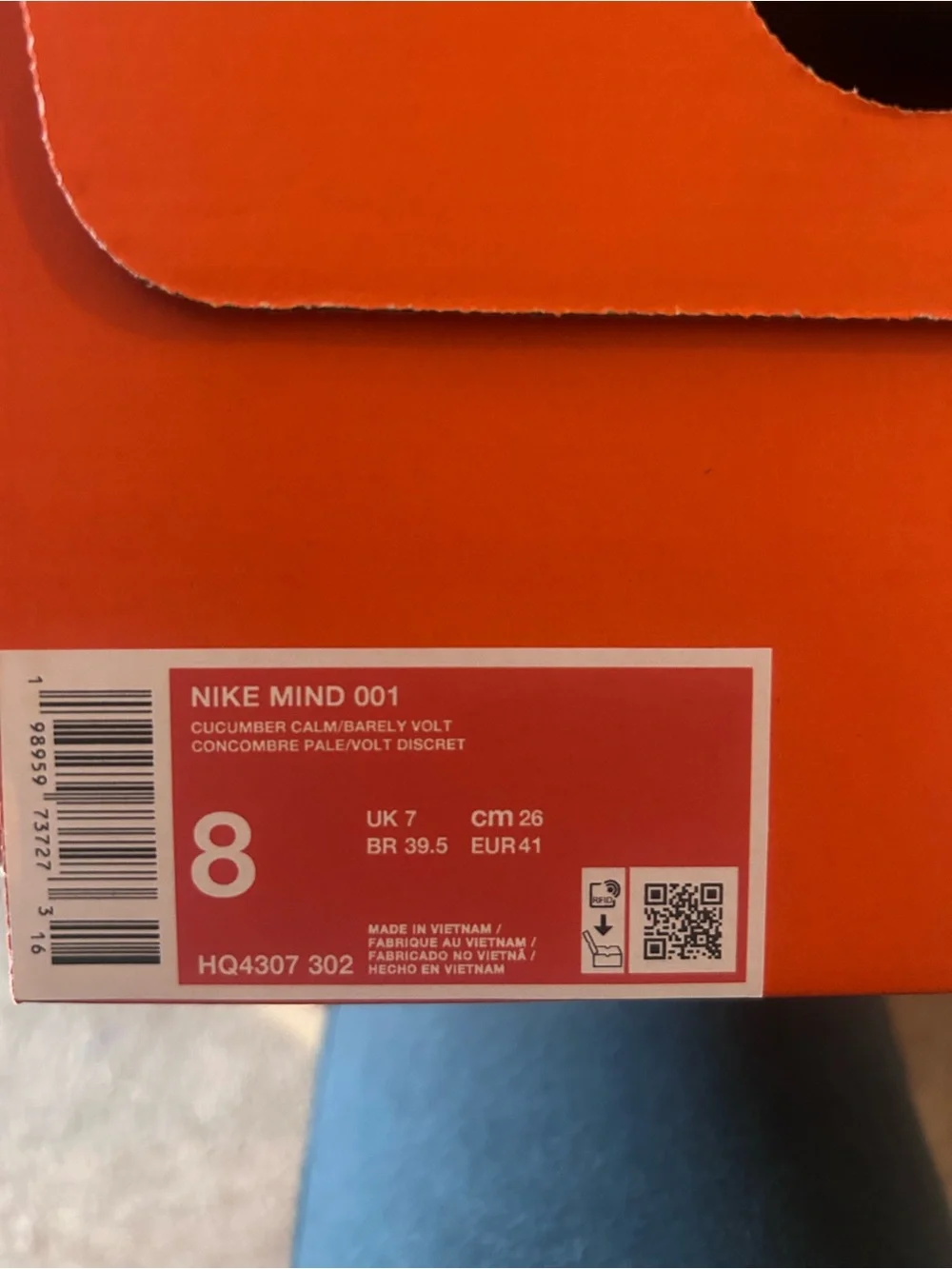 Nike Mind 001 Cucumber Calm/Barely Volt